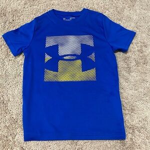Underarmour Boys Blue Dri-Fit T-Shirt Size YMD